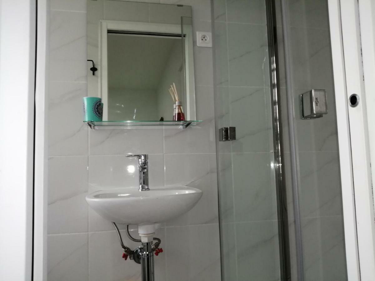 באגנו Villa Sunshine מראה חיצוני תמונה